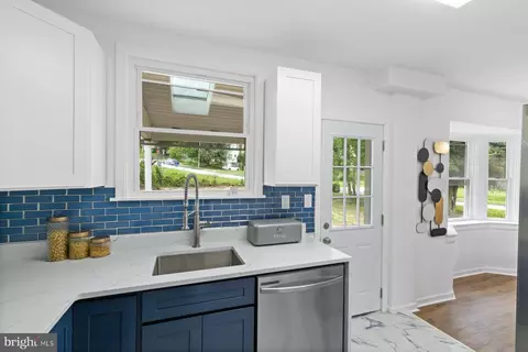 2318 Cloville Ave, Baltimore, MD 21214 photo 12