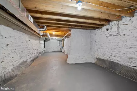448 E 22nd St, Baltimore, MD 21218 photo 63