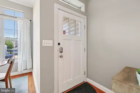 Entry Way - 3905 Fleet St, Baltimore, MD 21224 photo 1 of 3