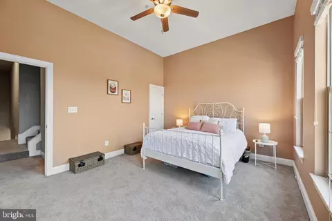 Bedroom - 3905 Fleet St, Baltimore, MD 21224 photo 6 of 9
