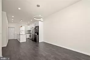 Entry Way - 418 E 21st St, Baltimore, MD 21218 photo 5 of 7