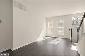 Entry Way - 418 E 21st St, Baltimore, MD 21218 photo 2 of 7