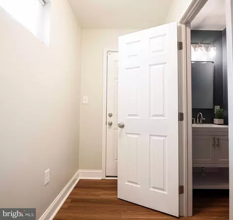 Entry Way - 2913 Mcelderry St, Baltimore, MD 21205 photo 3 of 3
