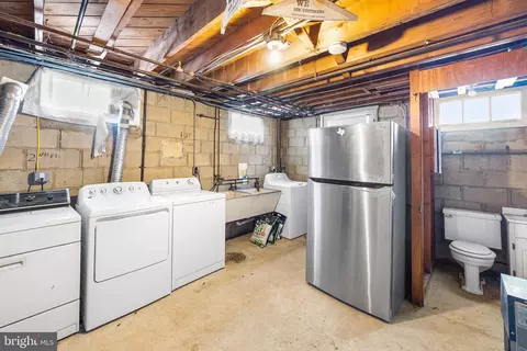 5100 Hillwell Rd, Baltimore, MD 21229 photo 14