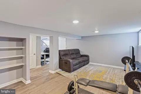 3303 Batavia Ave, Baltimore, MD 21214 photo 25