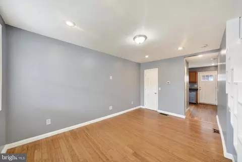 Living - 830 Dumbarton Ave, Baltimore, MD 21218 photo 2 of 2
