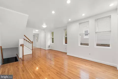 Living - 4525 Mainfield Ave, Baltimore, MD 21214 photo 1 of 3