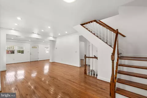 Living - 4525 Mainfield Ave, Baltimore, MD 21214 photo 2 of 3