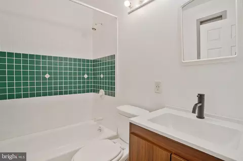 3926 Elm Ave, Baltimore, MD 21211 photo 11