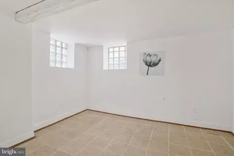 3926 Elm Ave, Baltimore, MD 21211 photo 8