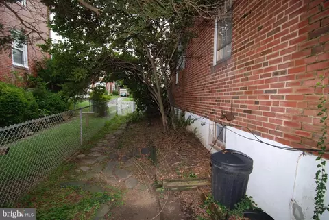 Exterior - 3602 Ailsa Ave, Baltimore, MD 21214 photo 4 of 4