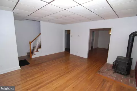 Living - 3602 Ailsa Ave, Baltimore, MD 21214 photo 3 of 7