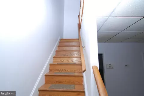 Entry Way - 3602 Ailsa Ave, Baltimore, MD 21214 photo 3 of 3