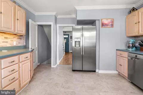 Entry Way - 1340 W 37th St, Baltimore, MD 21211 photo 2 of 3