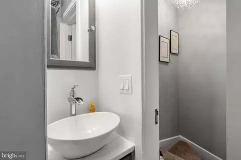 Bath - 1340 W 37th St, Baltimore, MD 21211 photo 2 of 4
