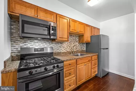 Kitchen - 320 Joplin St, Baltimore, MD 21224 photo 1 of 2