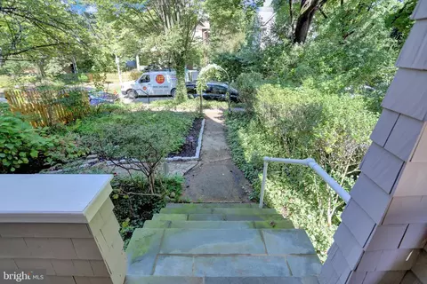Exterior - 725 Saint Johns Rd, Baltimore, MD 21210 photo 12 of 18
