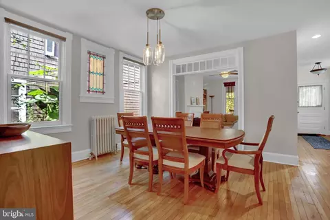 Dining - 725 Saint Johns Rd, Baltimore, MD 21210 photo 3 of 3