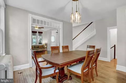 Dining - 725 Saint Johns Rd, Baltimore, MD 21210 photo 2 of 3
