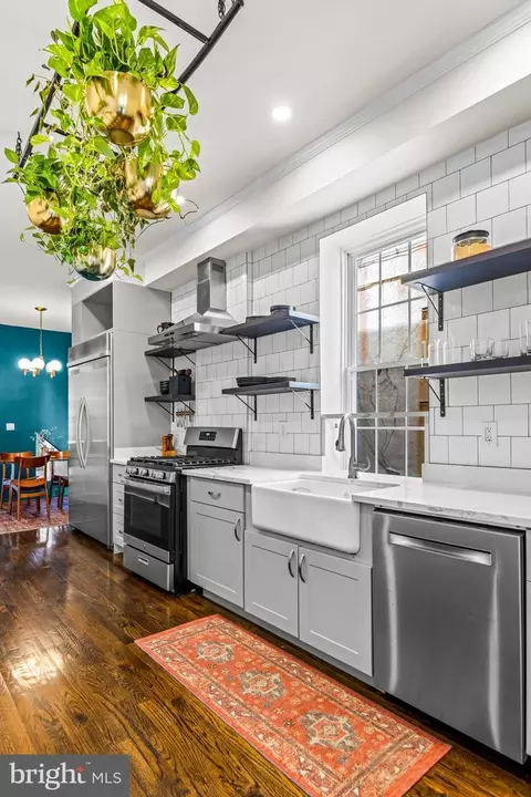 Kitchen - 3607 Chestnut Ave, Baltimore, MD 21211 photo 3 of 5