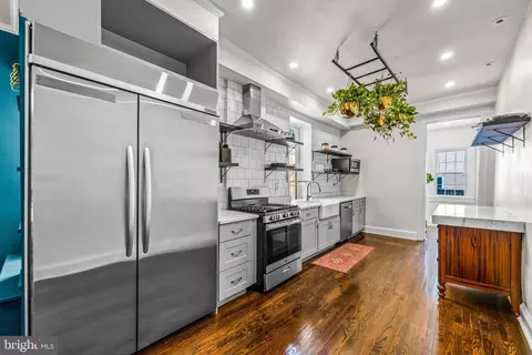 Kitchen - 3607 Chestnut Ave, Baltimore, MD 21211 photo 1 of 5