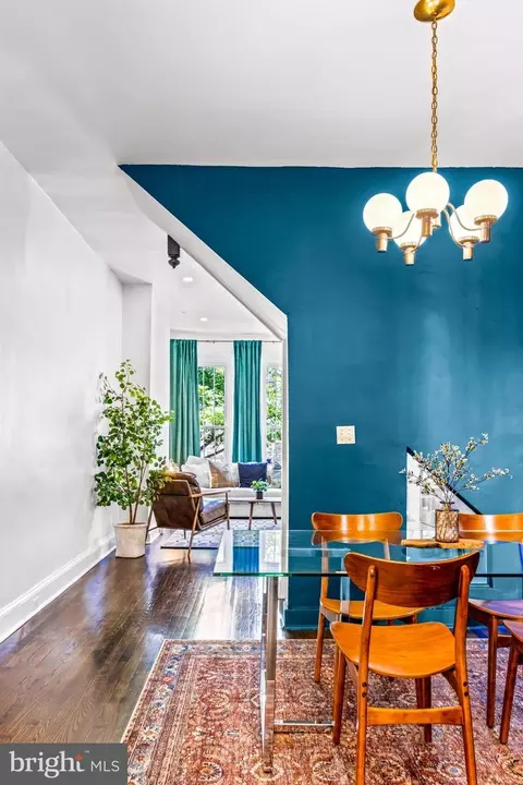 Dining - 3607 Chestnut Ave, Baltimore, MD 21211 photo 3 of 3