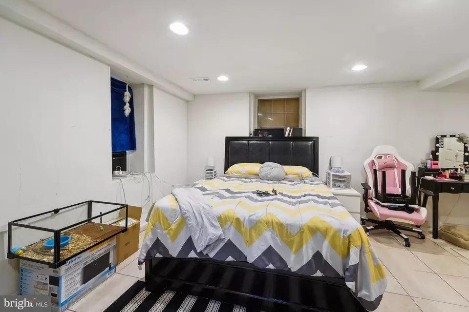 Bedroom - 817 Homestead St, Baltimore, MD 21218 photo 1 of 8