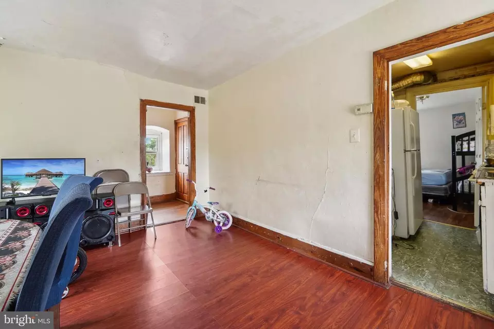 Entry Way - 817 Homestead St, Baltimore, MD 21218 photo 12 of 12
