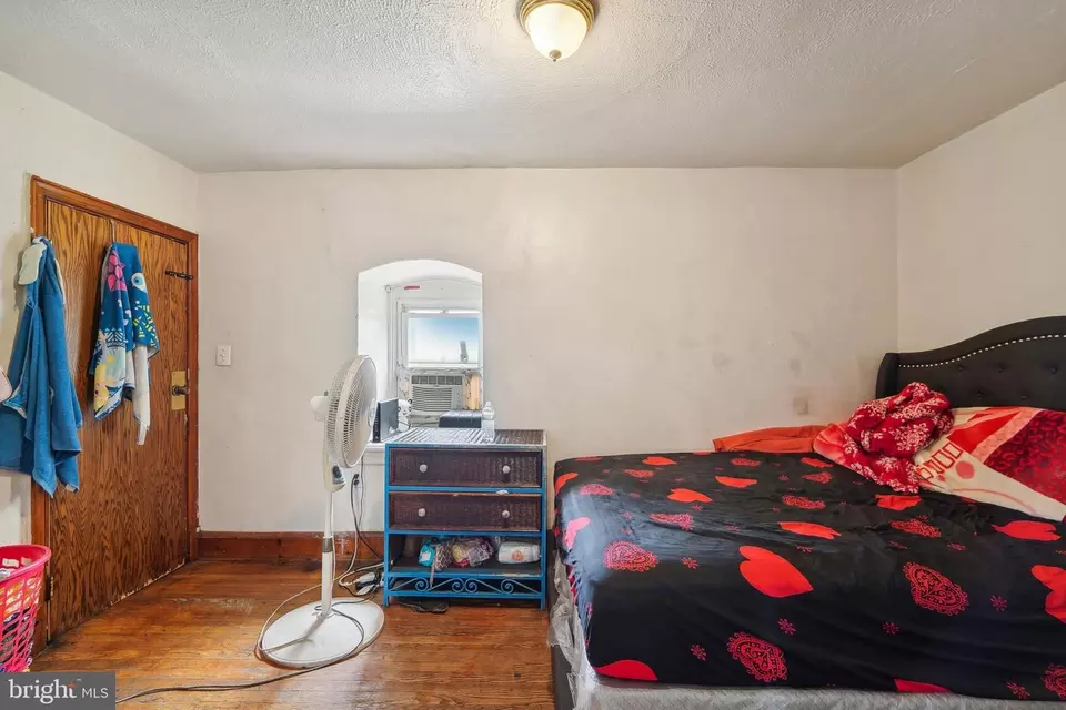 Bedroom - 817 Homestead St, Baltimore, MD 21218 photo 7 of 8