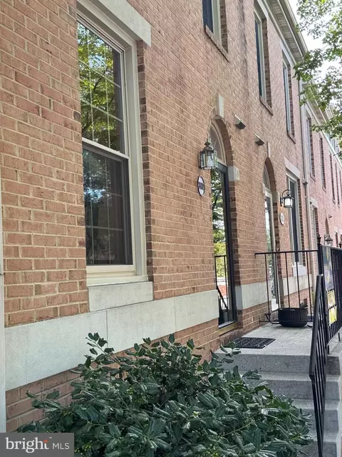 2807 Elliott St, Baltimore, MD 21224 photo 3