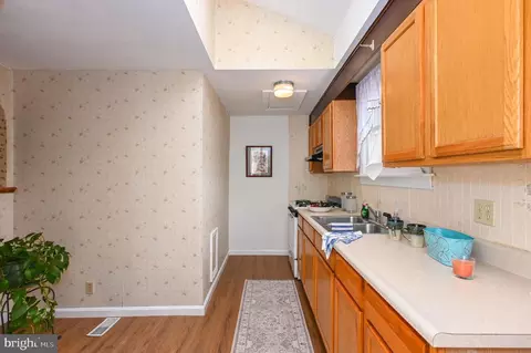 4401 Mary Ave, Baltimore, MD 21206 photo 48