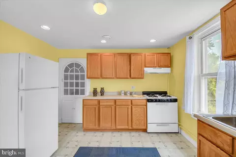 4401 Mary Ave, Baltimore, MD 21206 photo 6
