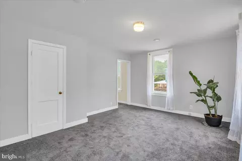 4401 Mary Ave, Baltimore, MD 21206 photo 14