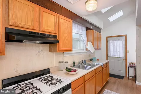 4401 Mary Ave, Baltimore, MD 21206 photo 47