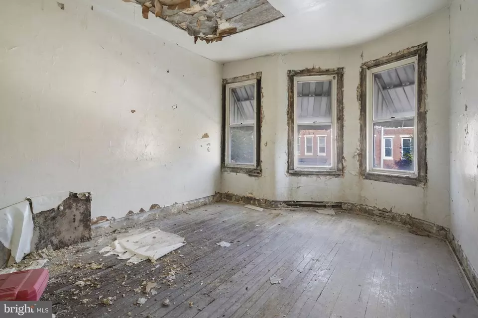Bedroom - 1822 Monroe St N, Baltimore, MD 21216 photo 3 of 6