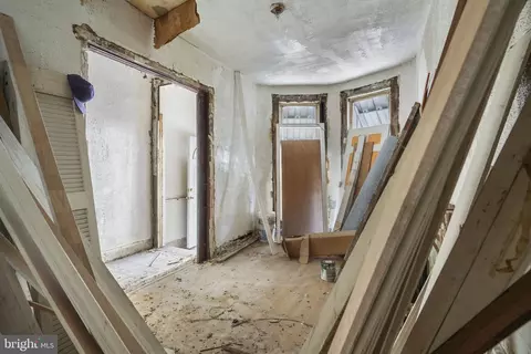 Entry Way - 1822 Monroe St N, Baltimore, MD 21216 photo 1 of 3