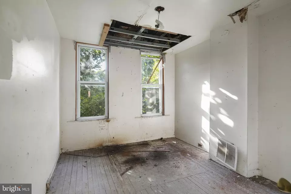 Bedroom - 1822 Monroe St N, Baltimore, MD 21216 photo 6 of 6