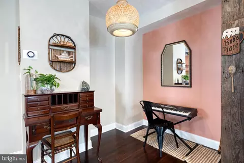 Entry Way - 3570 Poole St, Baltimore, MD 21211 photo 8 of 8