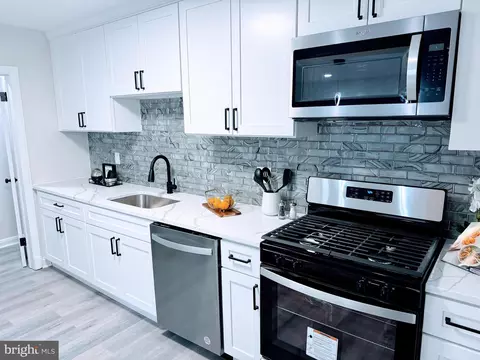 1663 Winford Rd, Baltimore, MD 21239 photo 17