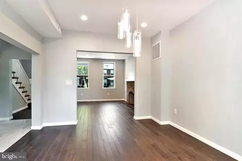 Living - 4040 W Cold Spring Ln, Baltimore, MD 21215 photo 4 of 4