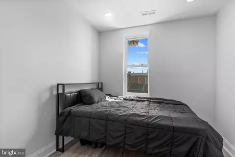 Bedroom - 1528 Appleton St, Baltimore, MD 21217 photo 2 of 7