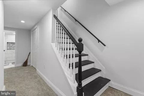 Entry Way - 1528 Appleton St, Baltimore, MD 21217 photo 9 of 11