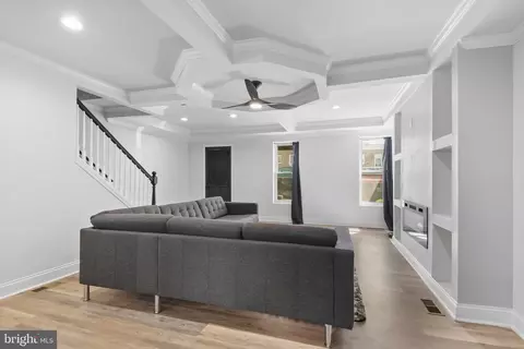 Entry Way - 1528 Appleton St, Baltimore, MD 21217 photo 1 of 11