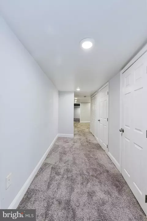 Entry Way - 2039 Sinclair Ln, Baltimore, MD 21213 photo 6 of 6