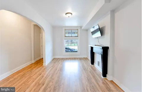 Living - 2039 Sinclair Ln, Baltimore, MD 21213 photo 3 of 3