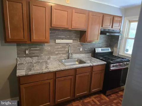 751 Yale Ave, Baltimore, MD 21229 photo 5