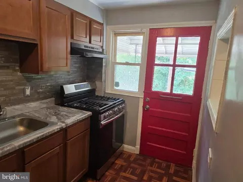 751 Yale Ave, Baltimore, MD 21229 photo 6