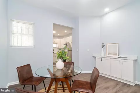 320 E 21st St E, Baltimore, MD 21218 photo 7