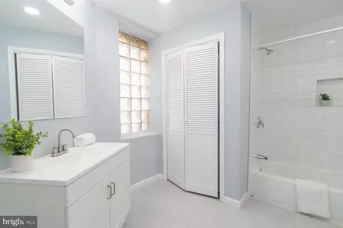 320 E 21st St E, Baltimore, MD 21218 photo 20