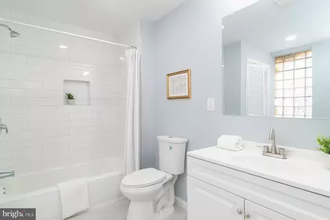 320 E 21st St E, Baltimore, MD 21218 photo 19